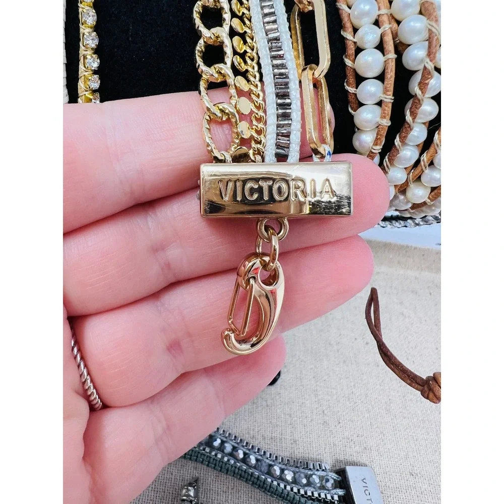 Victoria Emerson victoria emerson